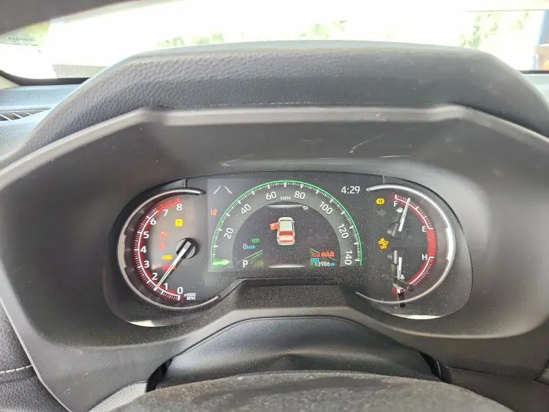 2025 TOYOTA RAV4 LE  