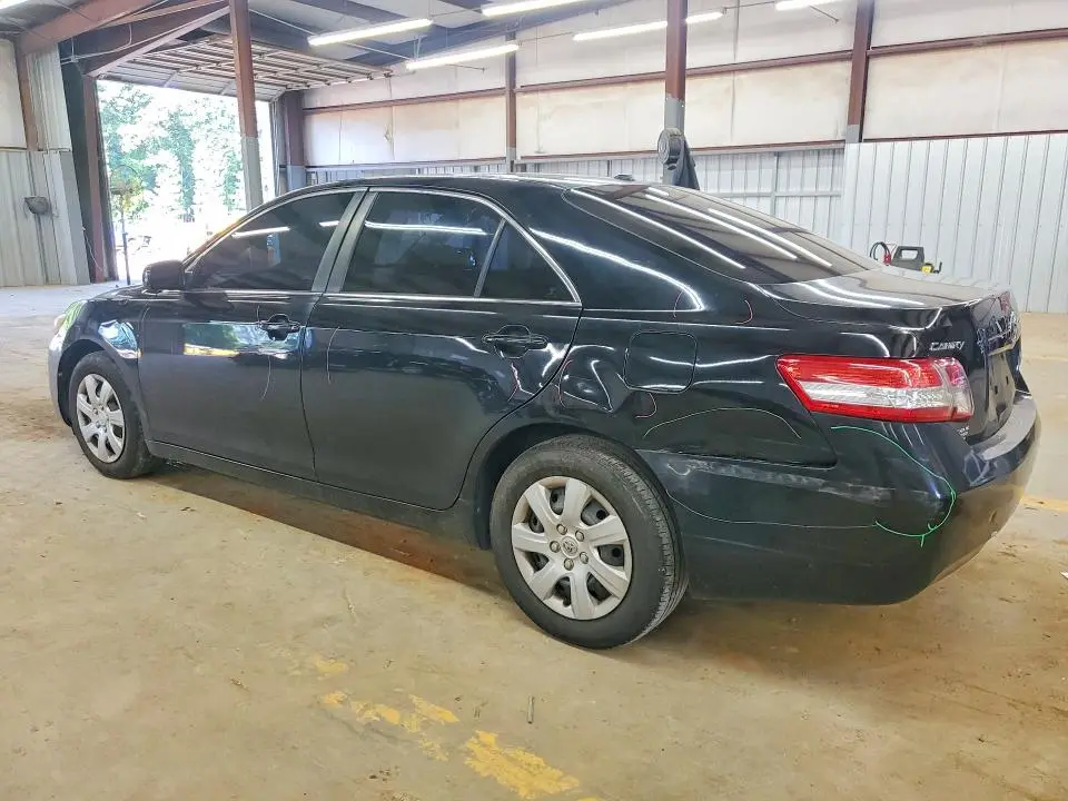 2010 TOYOTA CAMRY LE  