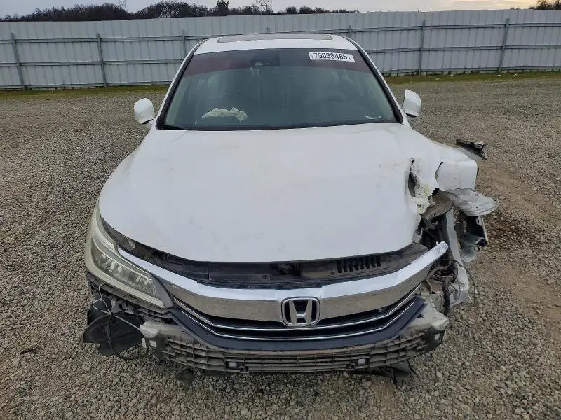 2017 HONDA ACCORD TOURING  