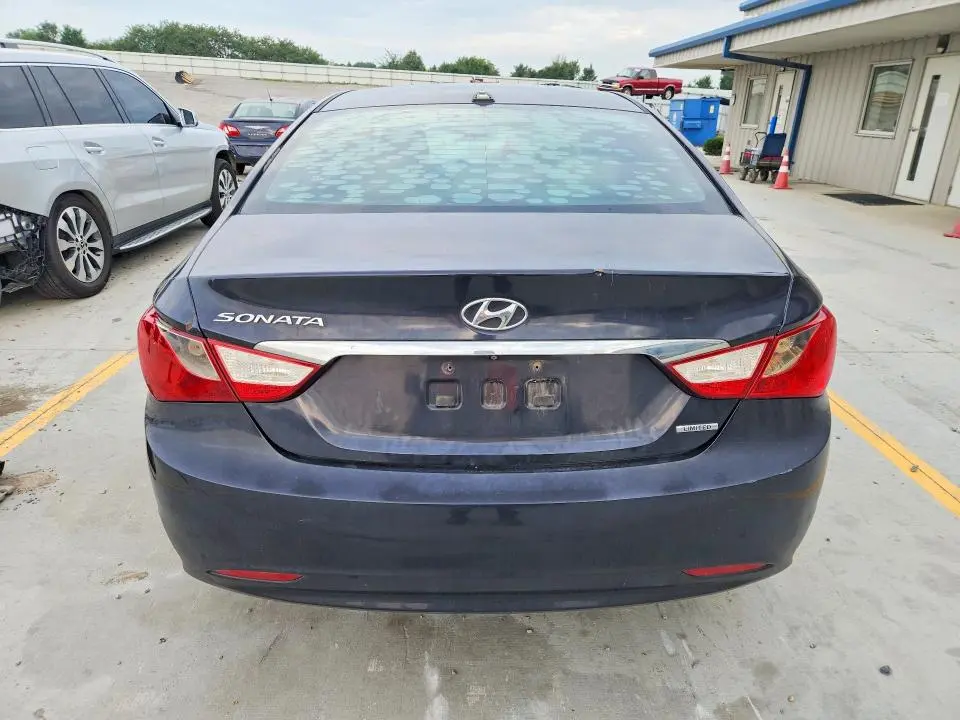 2011 HYUNDAI SONATA LIMITED  