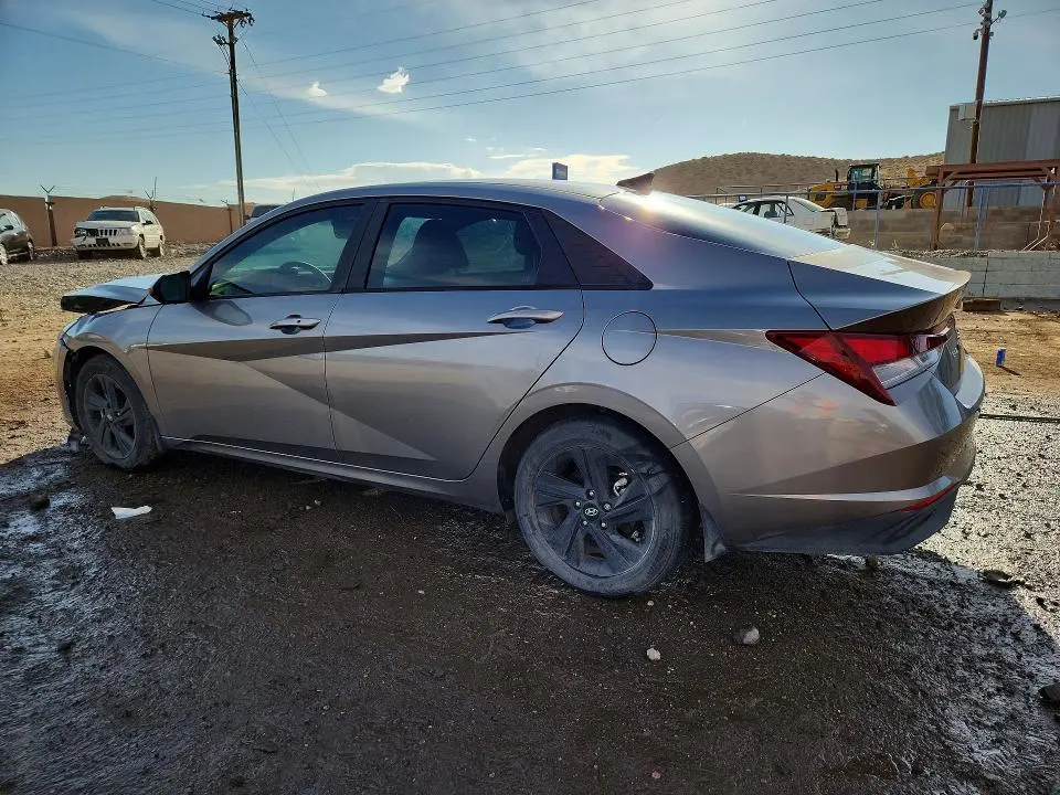 2022 HYUNDAI ELANTRA SEL  