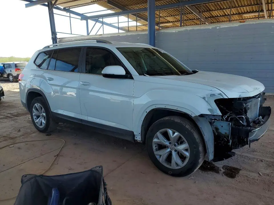 2018 VOLKSWAGEN ATLAS SE  
