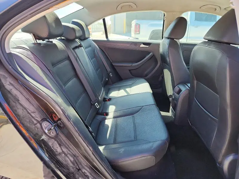 2014 VOLKSWAGEN JETTA SE  