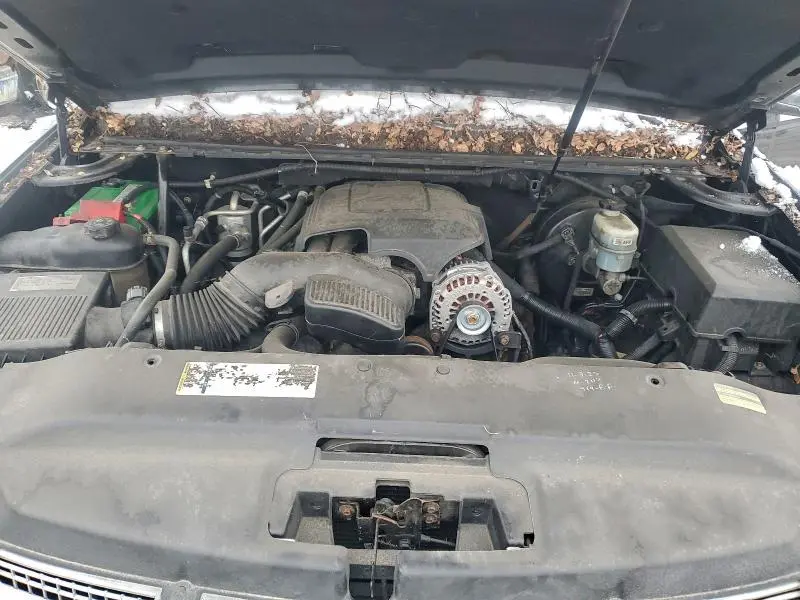 2010 CADILLAC ESCALADE LUXURY  