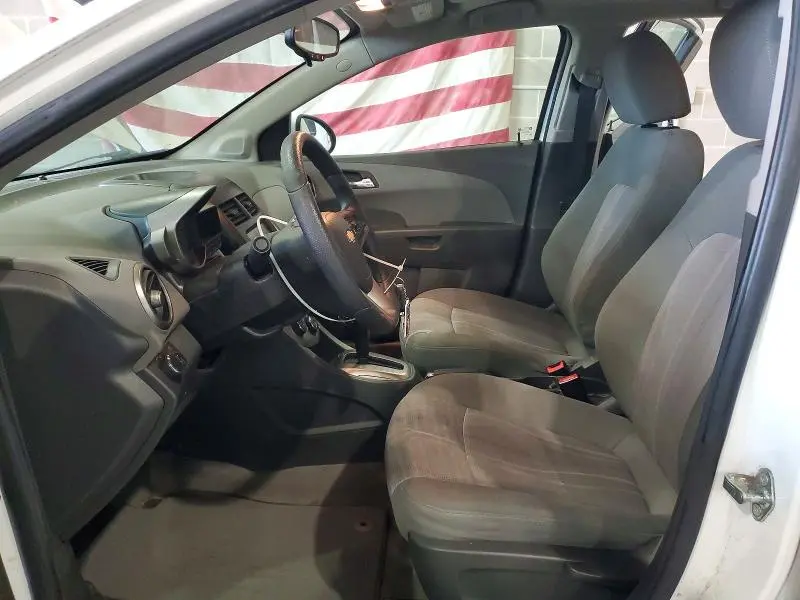 2016 CHEVROLET SONIC LT  