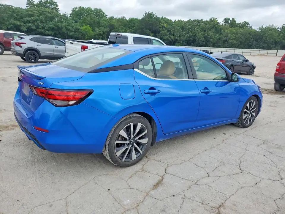 2021 NISSAN SENTRA SV  