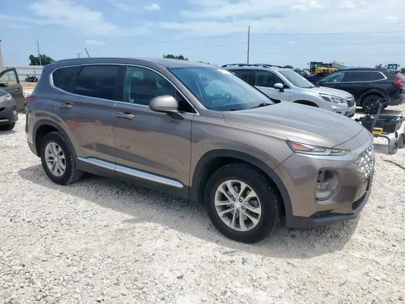 2019 HYUNDAI SANTA FE SE  