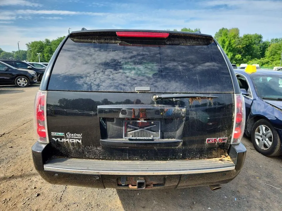 2012 GMC YUKON DENALI  