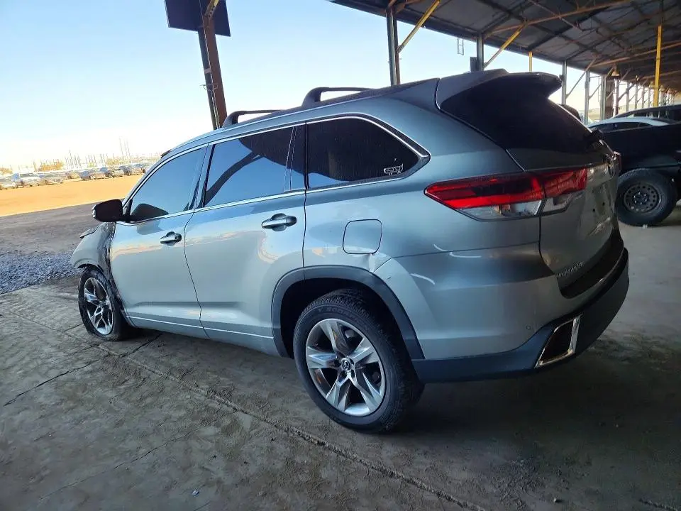 2019 TOYOTA HIGHLANDER LIMITED  