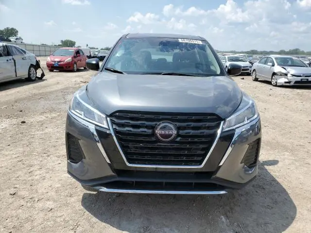 2023 NISSAN KICKS S  