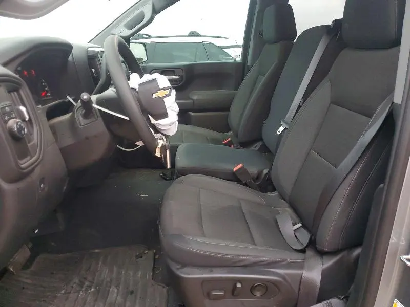 2024 CHEVROLET SILVERADO C1500 CUSTOM  