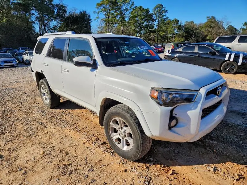 2018 TOYOTA 4RUNNER SR5/SR5 PREMIUM  
