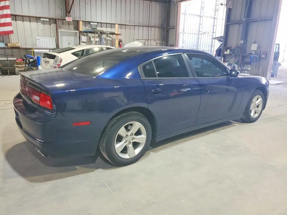 2014 DODGE CHARGER SE  