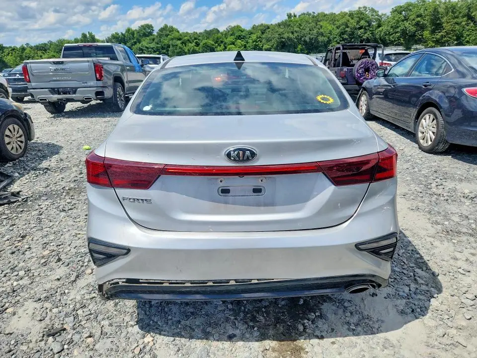 2019 KIA FORTE LXS  