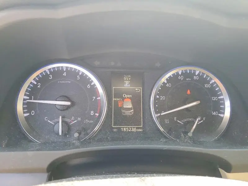 2015 TOYOTA HIGHLANDER LIMITED PLATINUM  