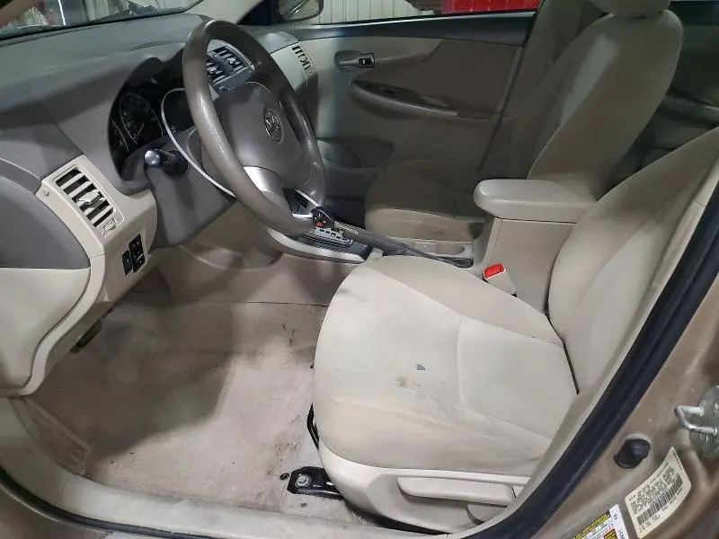 2010 TOYOTA COROLLA LE  