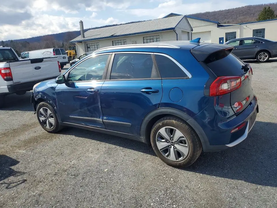 2018 KIA NIRO LX  