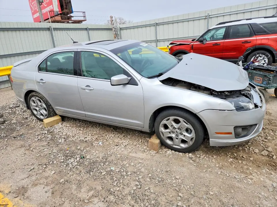 2010 FORD FUSION SE  