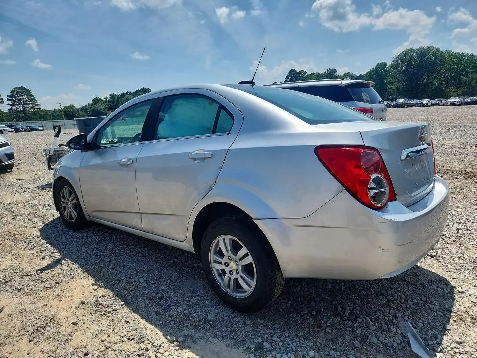 2015 CHEVROLET SONIC LT  