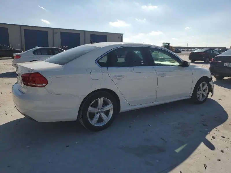2013 VOLKSWAGEN PASSAT SE  
