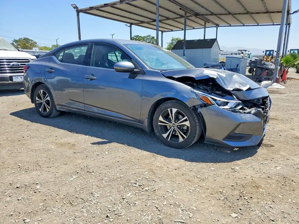 2022 NISSAN SENTRA SV  