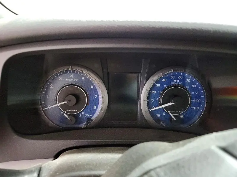 2020 TOYOTA SIENNA LE  