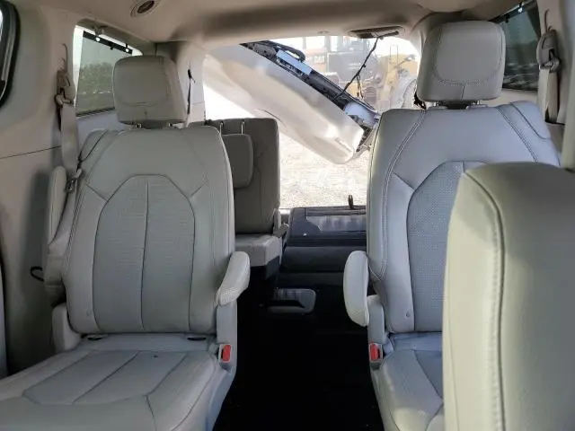 2017 CHRYSLER PACIFICA TOURING L PLUS  