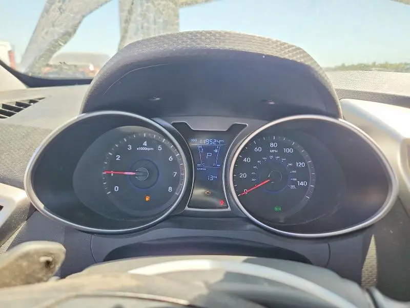 2016 HYUNDAI VELOSTER BASE  