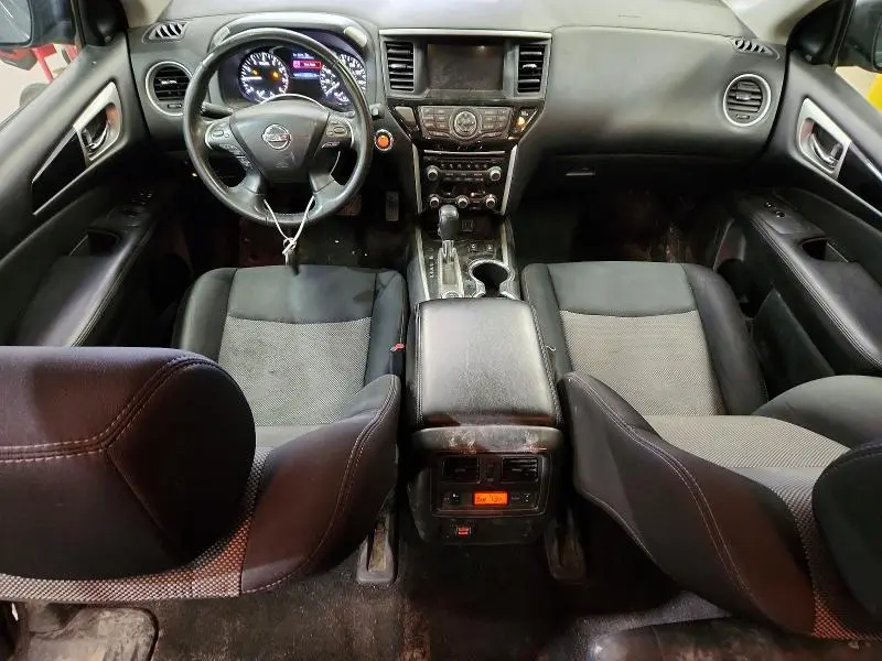 2018 NISSAN PATHFINDER SV  