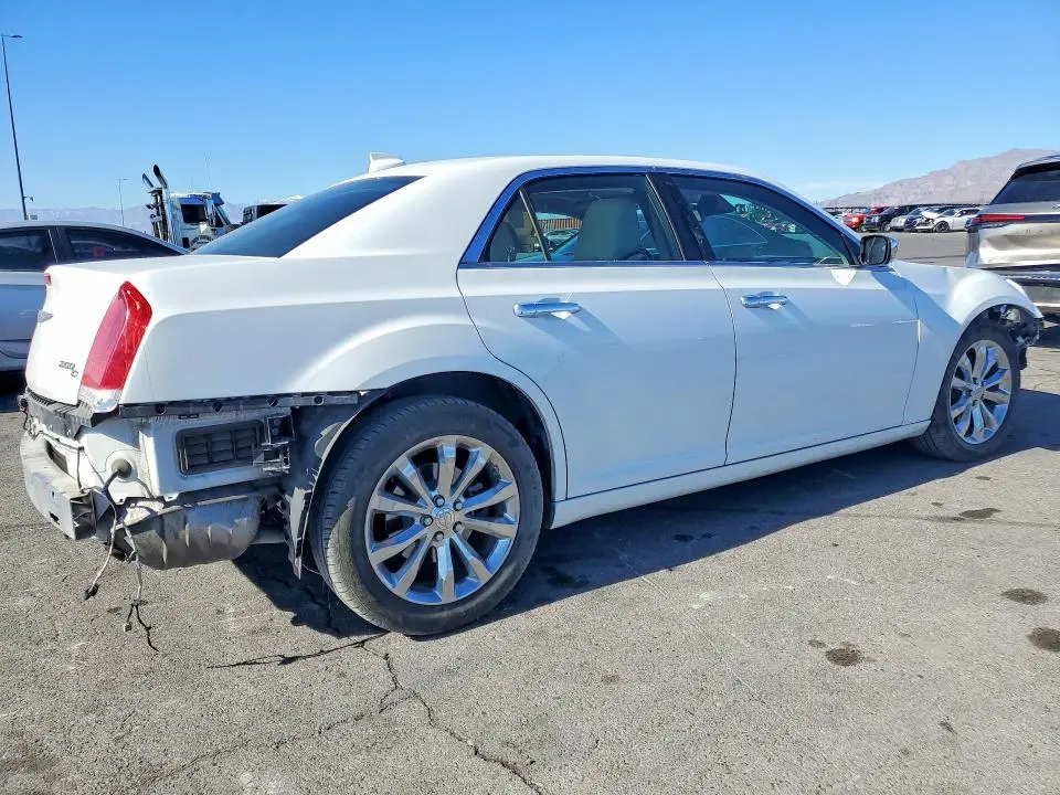 2017 CHRYSLER 300C   