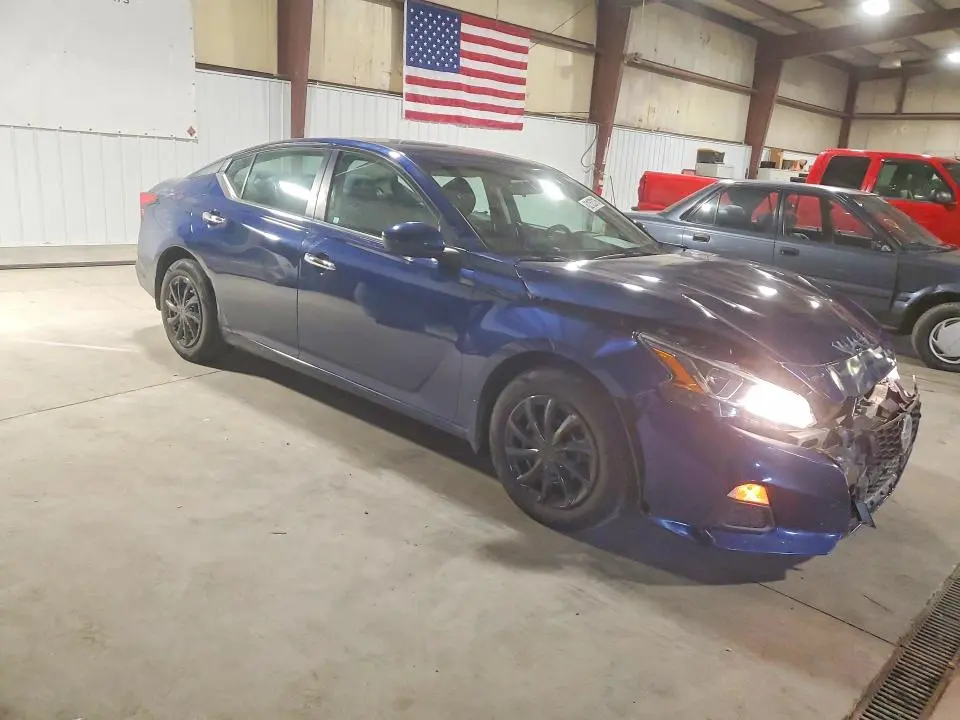2019 NISSAN ALTIMA S  