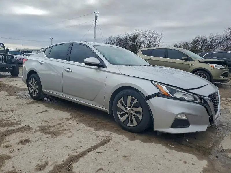 2019 NISSAN ALTIMA S  