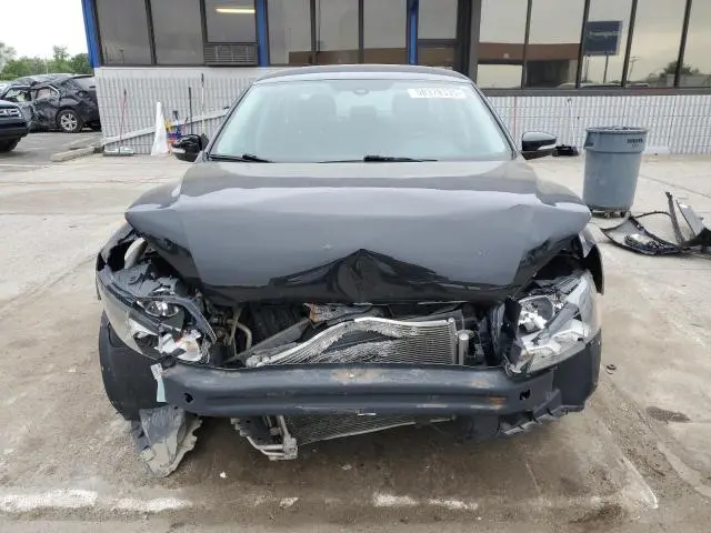 2013 VOLKSWAGEN PASSAT S  