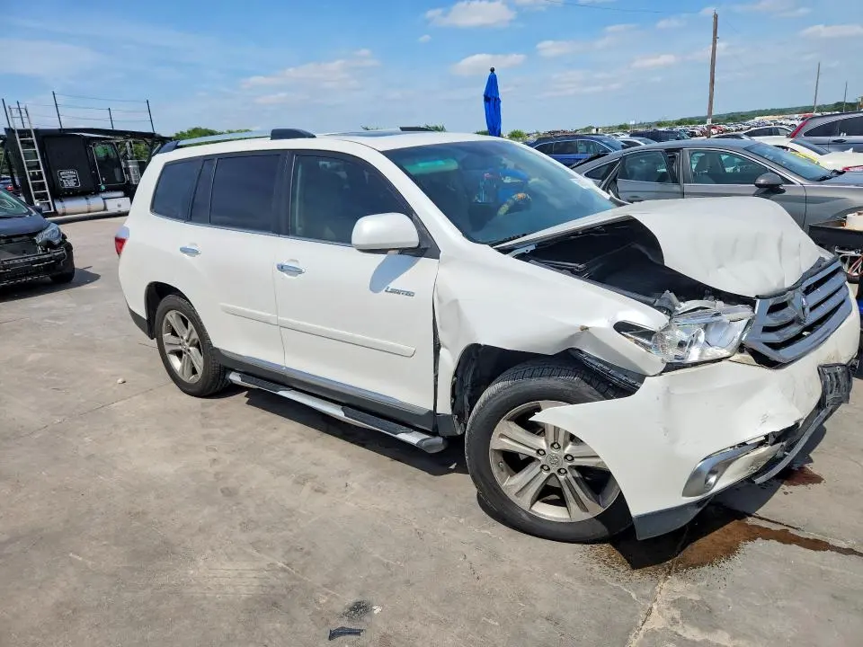 2011 TOYOTA HIGHLANDER LIMITED  