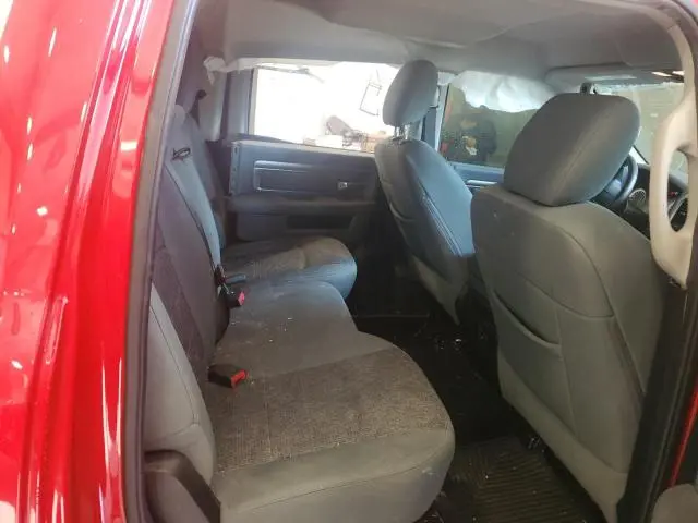 2016 RAM 1500 SLT