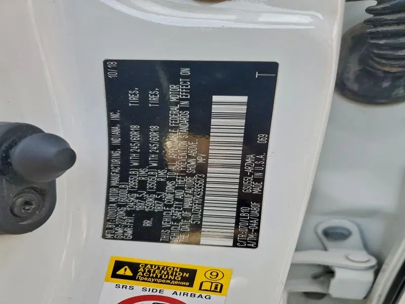 2019 TOYOTA HIGHLANDER SE  