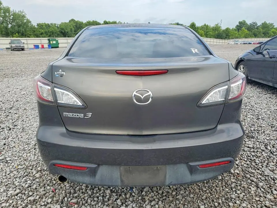 2010 MAZDA 3 I  