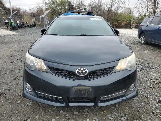 2014 TOYOTA CAMRY SE  