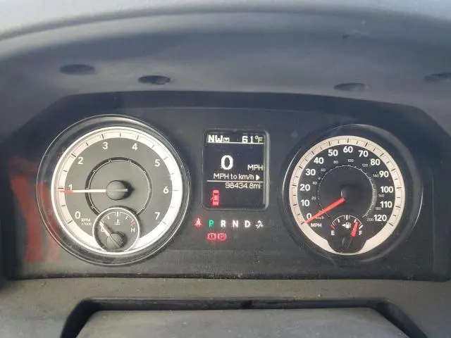 2016 RAM 1500 SLT