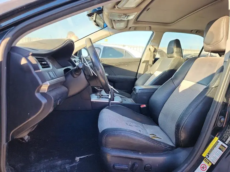 2012 TOYOTA CAMRY SE  
