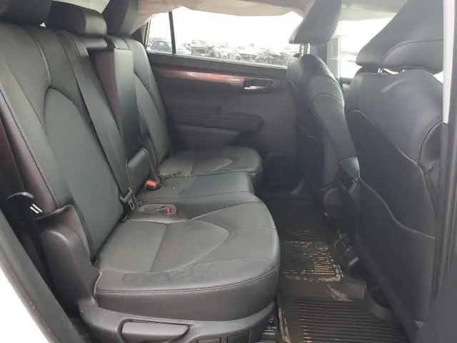 2022 TOYOTA HIGHLANDER LIMITED  