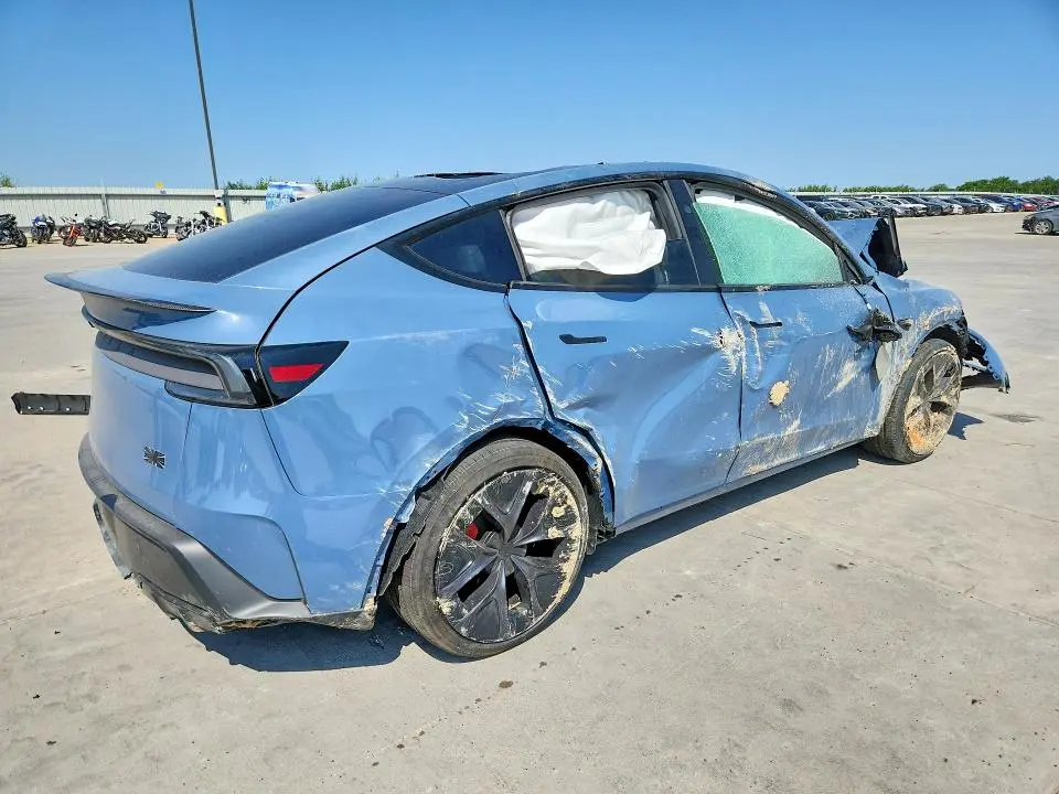 2026 TESLA MODEL Y   
