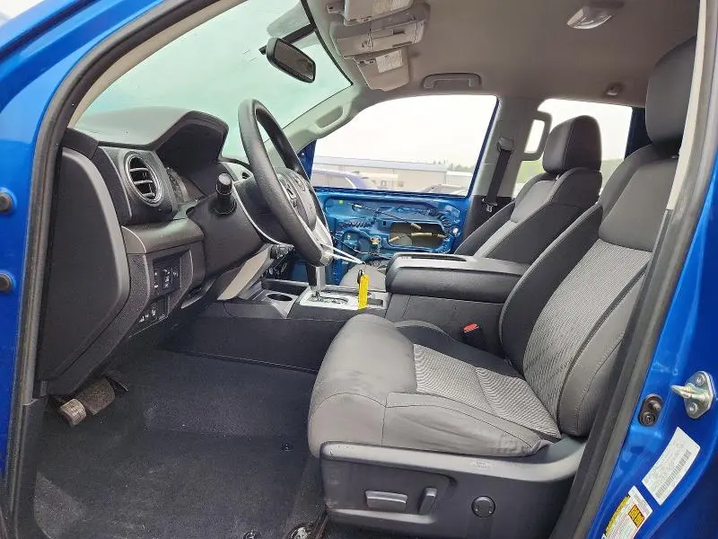 2016 TOYOTA TUNDRA SR5  