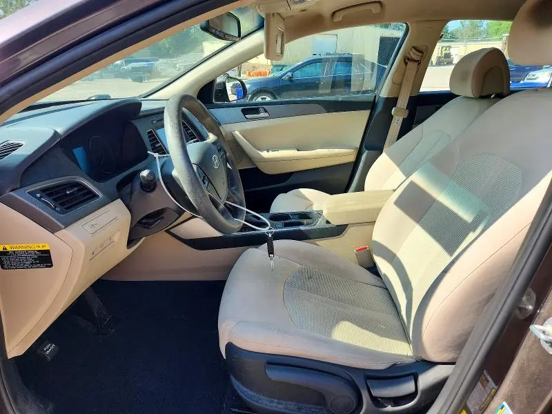 2017 HYUNDAI SONATA SE  