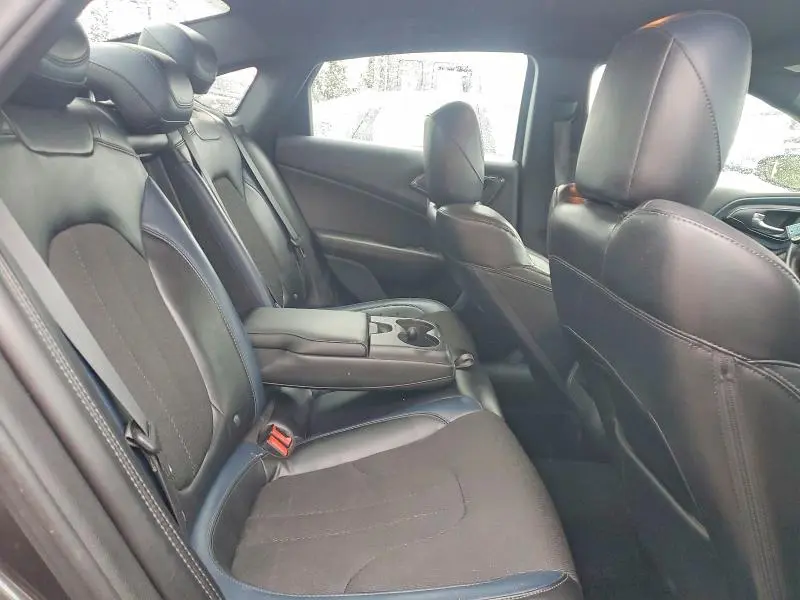2015 CHRYSLER 200 S  