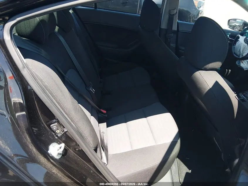 2017 KIA FORTE S
