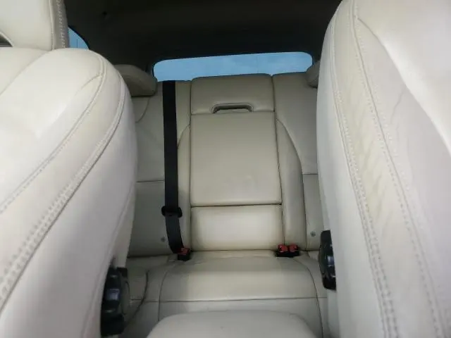 2011 VOLVO XC60 3.2  
