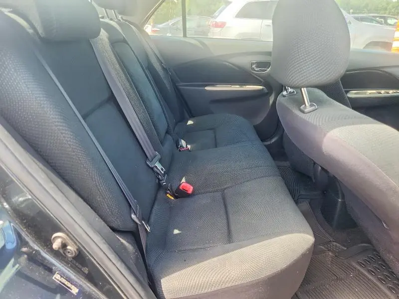 2010 TOYOTA YARIS BASE  