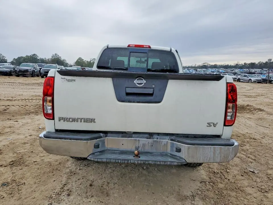 2017 NISSAN FRONTIER S  
