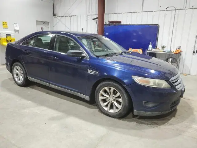 2011 FORD TAURUS SE  
